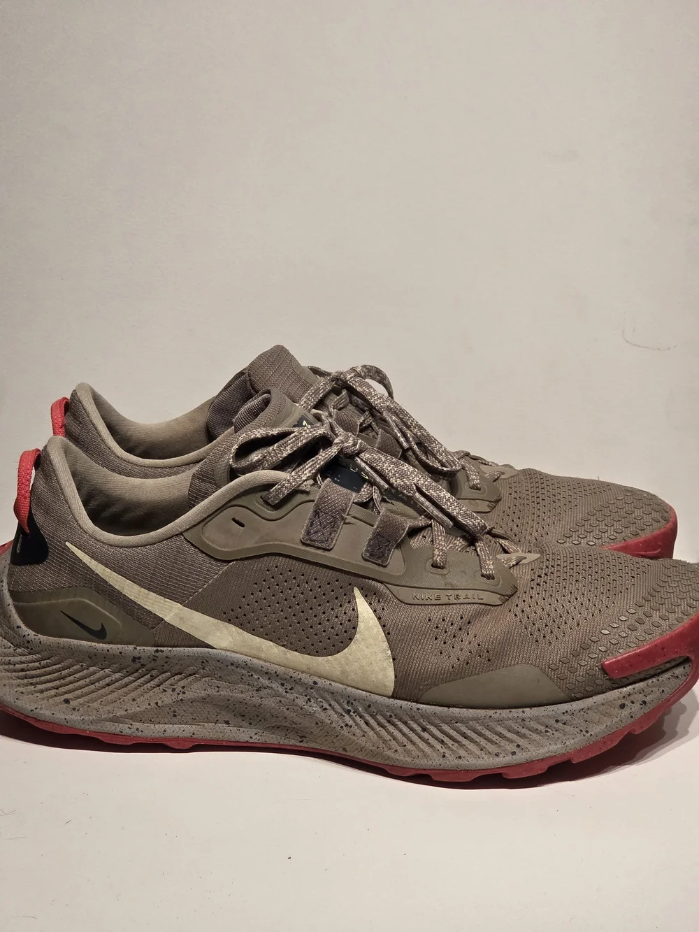 Nike Pegasus Trail 3 Shoes Mens Size 11 Beige Trail Running Sneakers